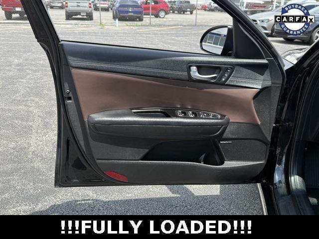 Photo of 2019 Ebony Black Kia Optima