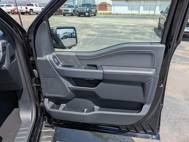 Photo of 2025 Agate Black Metallic Ford F-150