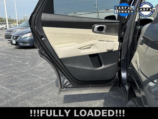 Photo of 2023 Gravity Grey Kia Sorento