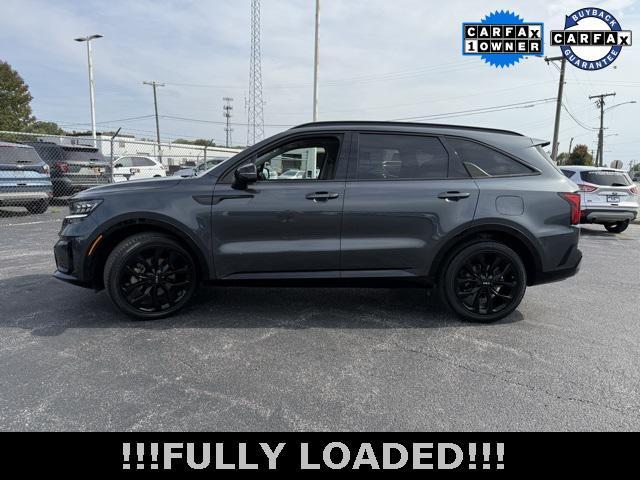 Photo of 2023 Gravity Grey Kia Sorento