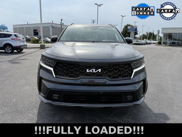 Photo of 2023 Gravity Grey Kia Sorento