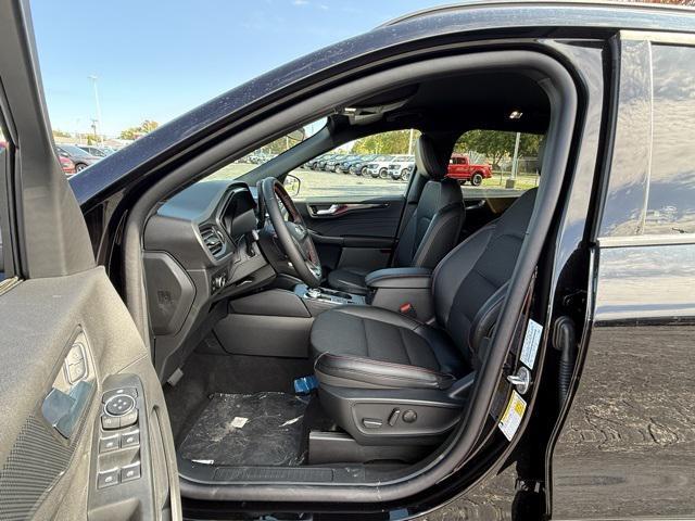 Photo of 2026 AGATE BLACK METALLIC Ford Escape