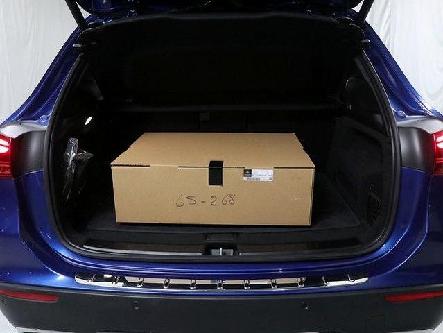 Photo of 2025 Starling Blue Metallic Mercedes-Benz GLA 250