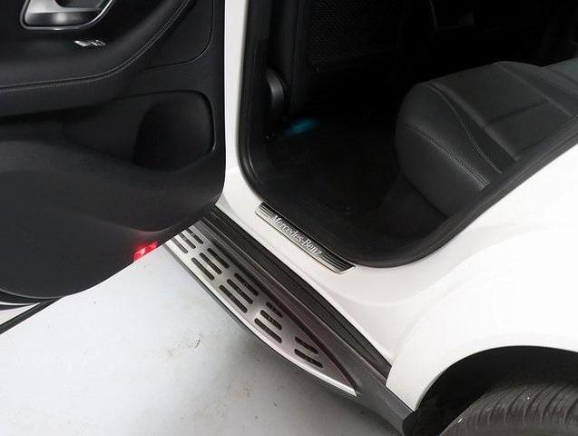 Photo of 2023 Polar White Mercedes-Benz GLE 350