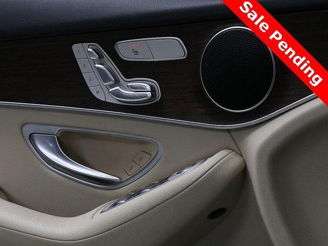 Photo of 2021 Polar White Mercedes-Benz GLC 300