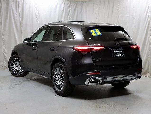 Photo of 2025 Graphite Gray Metallic Mercedes-Benz GLC 300