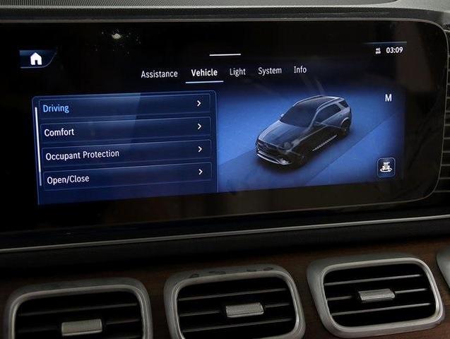 Photo of 2026 Polar White Mercedes-Benz GLE 350