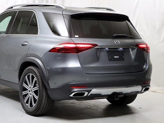 Photo of 2025 Selenite Gray Metallic Mercedes-Benz GLE 450