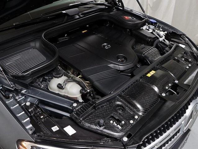 Photo of 2025 Selenite Gray Metallic Mercedes-Benz GLE 450