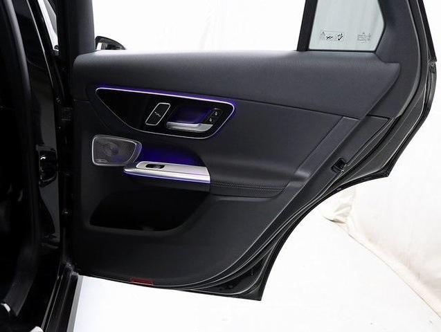 Photo of 2025 Black Mercedes-Benz GLC 350e