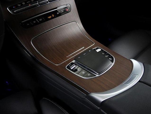Photo of 2022 Graphite Gray Metallic Mercedes-Benz GLC 300