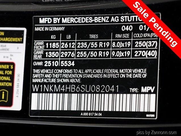 Photo of 2025 Black Mercedes-Benz GLC 300