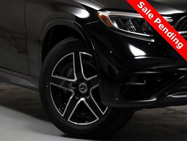 Photo of 2025 Black Mercedes-Benz GLC 300