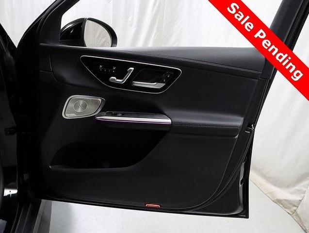 Photo of 2025 Black Mercedes-Benz GLC 300