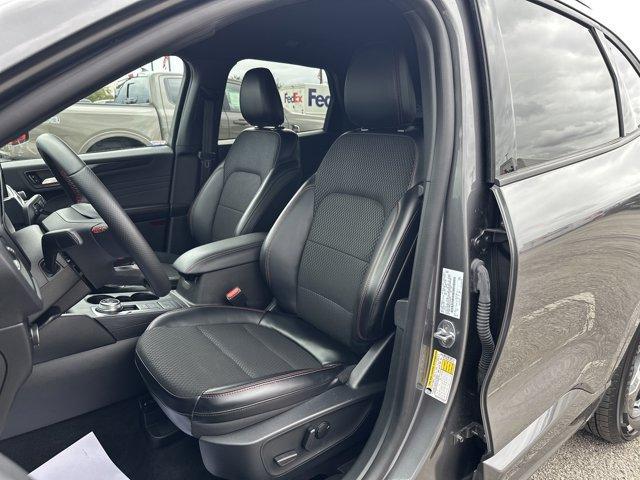 Photo of 2024 Carbonized Gray Metallic Ford Escape