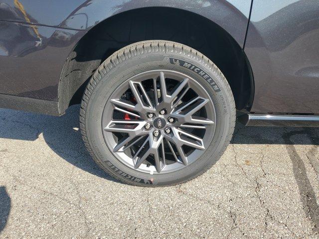 Photo of 2025 Dark Matter Gray Metallic Ford Expedition Max