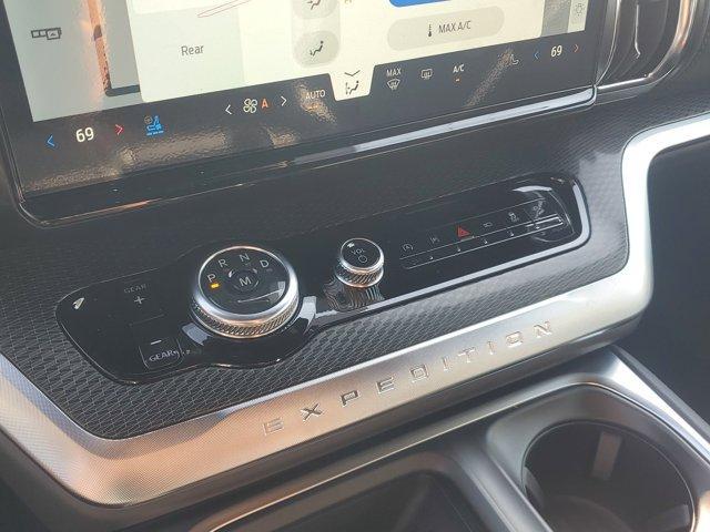 Photo of 2025 Dark Matter Gray Metallic Ford Expedition Max