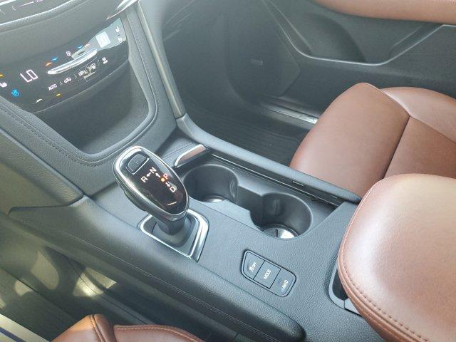 Photo of 2019 Stellar Black Metallic Cadillac XT5