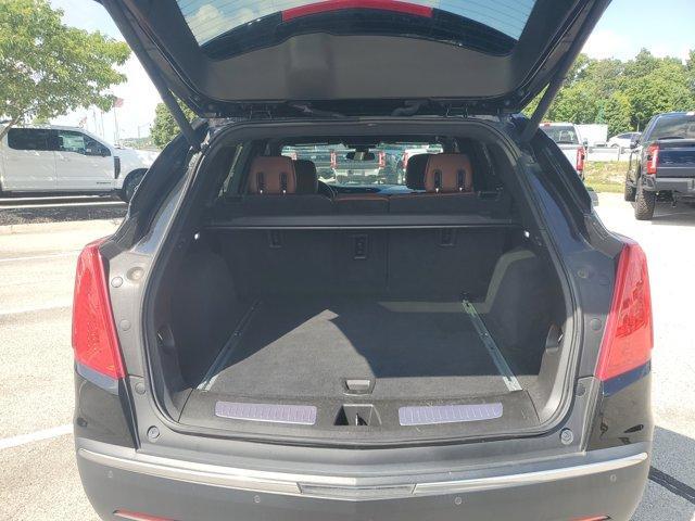 Photo of 2019 Stellar Black Metallic Cadillac XT5