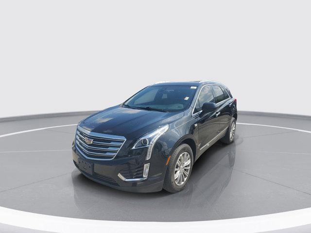 Photo of 2019 Stellar Black Metallic Cadillac XT5