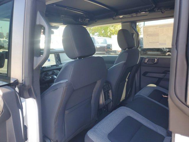 Photo of 2025 Oxford White Ford Bronco