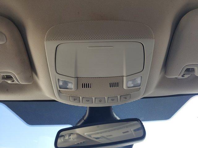 Photo of 2022 Agate Black Metallic Ford Edge