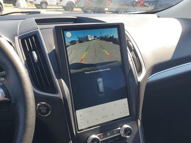 Photo of 2022 Agate Black Metallic Ford Edge