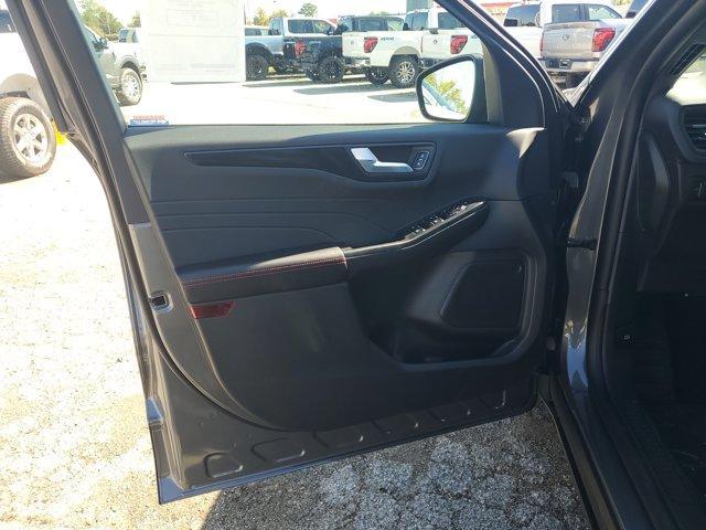 Photo of 2026 Carbonized Gray Metallic Ford Escape