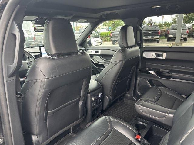 Photo of 2021 Agate Black Metallic Ford Explorer
