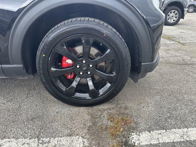 Photo of 2021 Agate Black Metallic Ford Explorer