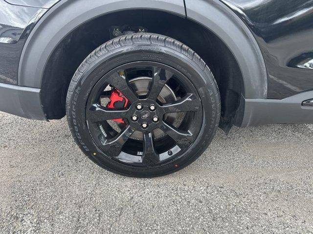 Photo of 2021 Agate Black Metallic Ford Explorer