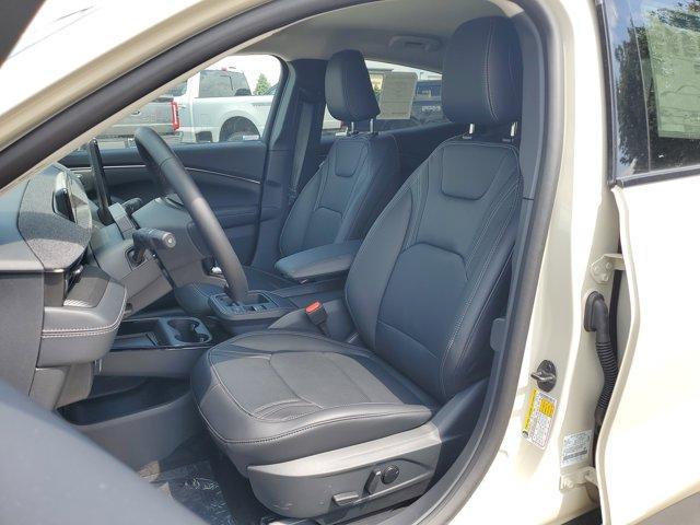 Photo of 2025 Desert Sand Ford Mustang Mach-E