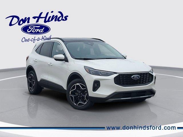 Photo of 2026 Star White Ford Escape