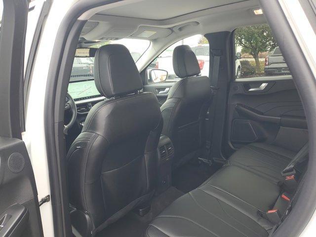 Photo of 2026 Star White Ford Escape