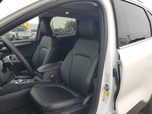 Photo of 2026 Star White Ford Escape