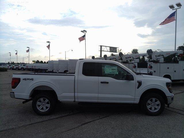 Photo of 2025 Oxford White Ford F-150