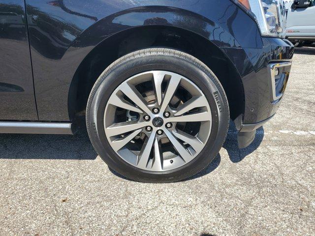 Photo of 2021 Black Ford Expedition