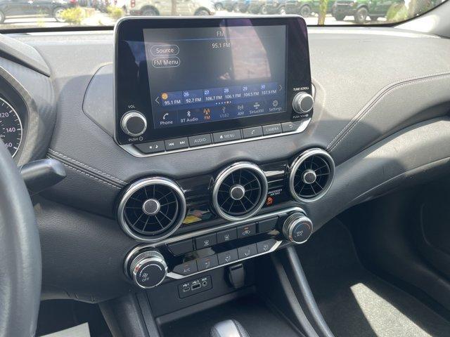 Photo of 2022 Cloud White Nissan Sentra
