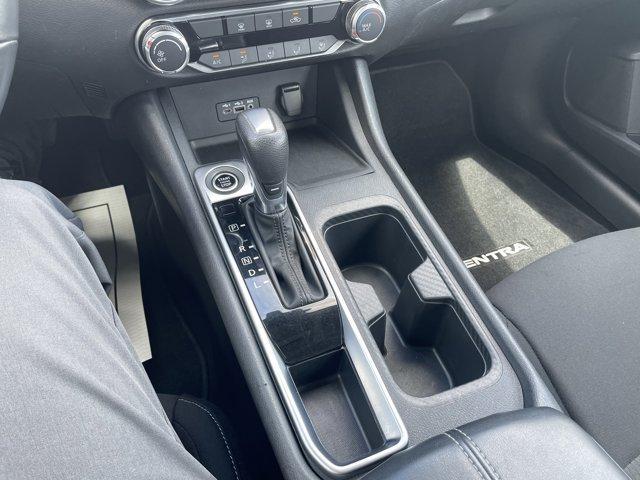 Photo of 2022 Cloud White Nissan Sentra