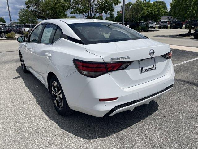 Photo of 2022 Cloud White Nissan Sentra