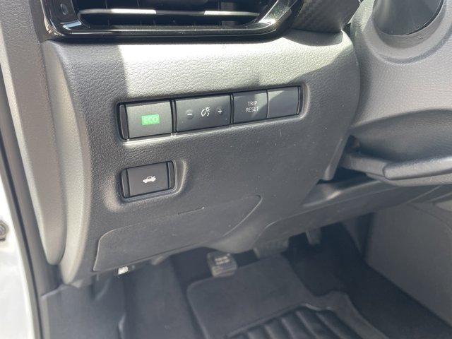 Photo of 2022 Cloud White Nissan Sentra
