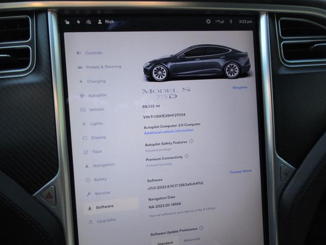 Photo of 2017 Silver Metallic Tesla Model S