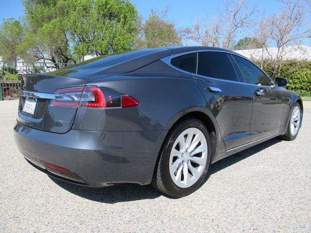 Photo of 2017 Silver Metallic Tesla Model S