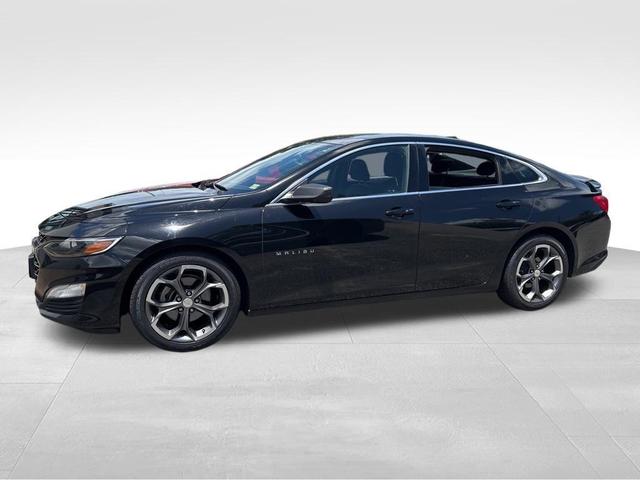 Photo of 2019 Mosaic Black Metallic Chevrolet Malibu