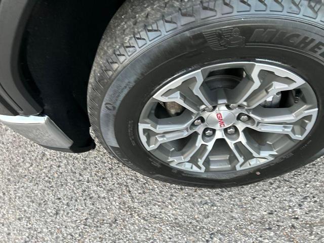 Photo of 2022 Onyx Black GMC Sierra 1500