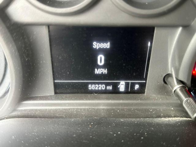 Photo of 2023 Summit White GMC Sierra 1500