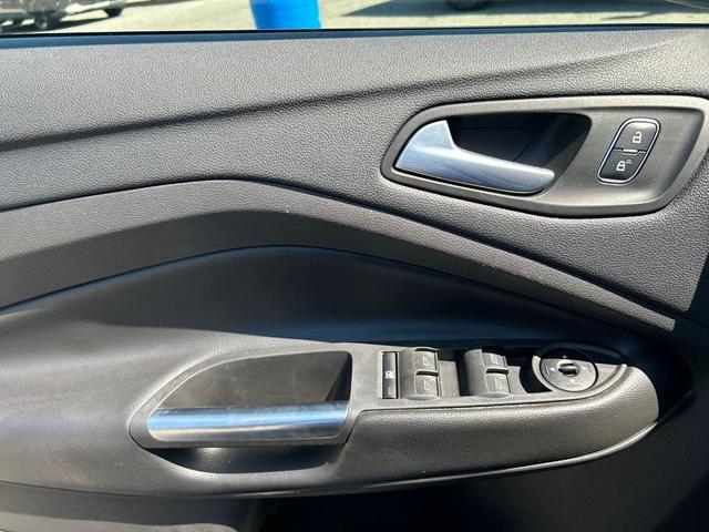 Photo of 2018 Ruby Red Ford Escape