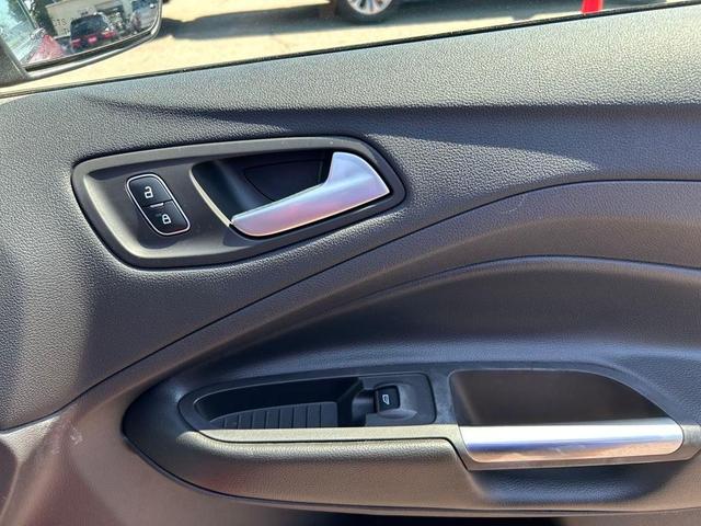 Photo of 2018 Ruby Red Ford Escape