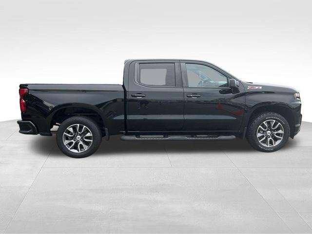 Photo of 2021 Black Chevrolet Silverado 1500