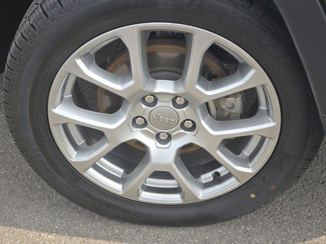 Photo of 2022 Diamond Black Jeep Compass